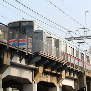 京成が３日ぶり反発、８００万株を上限とする自社株買いを実施へ