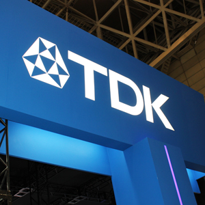 ＴＤＫが一時７％超す上昇、積層セラミックコンデンサー新製品でＡＩサーバー向け拡販の期待膨らむ