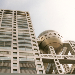 フジＨＤが頑強、村上ファンド系アクティビストの買い増し続き注目度一段と高まる