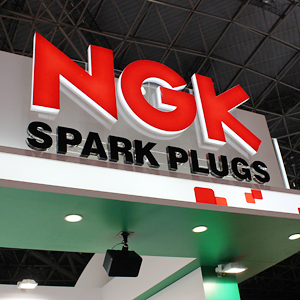 特殊陶が上場来高値を更新、デンソーからスパークプラグ事業を１８０６億円で取得◇