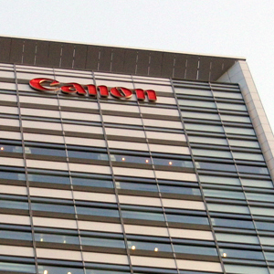 キヤノンは３日続伸、「東京ゲームショウ」に初参加