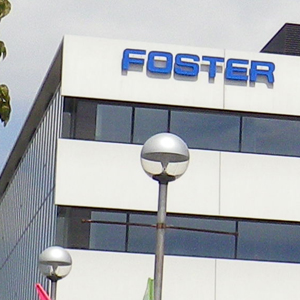 フォスターは新値追い、アクシウムによる株式買い増しで思惑