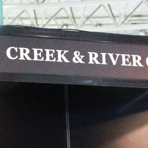 Ｃ＆Ｒは５日ぶり反発、株主優待制度を導入へ