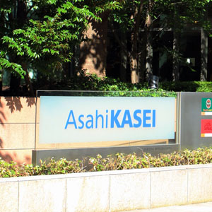 旭化成が後場急伸、重点成長事業が牽引役となり２６年３月期利益予想を上方修正